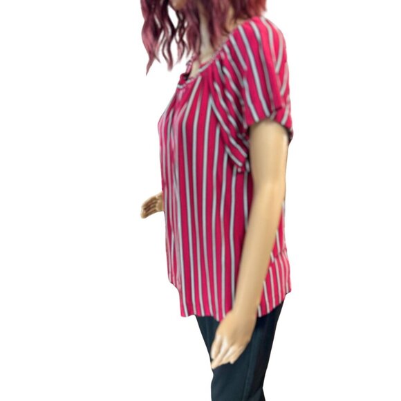 (5 for $25) LOFT Petite Off the Shoulder Red Striped Short size Large - Picture 4 of 6